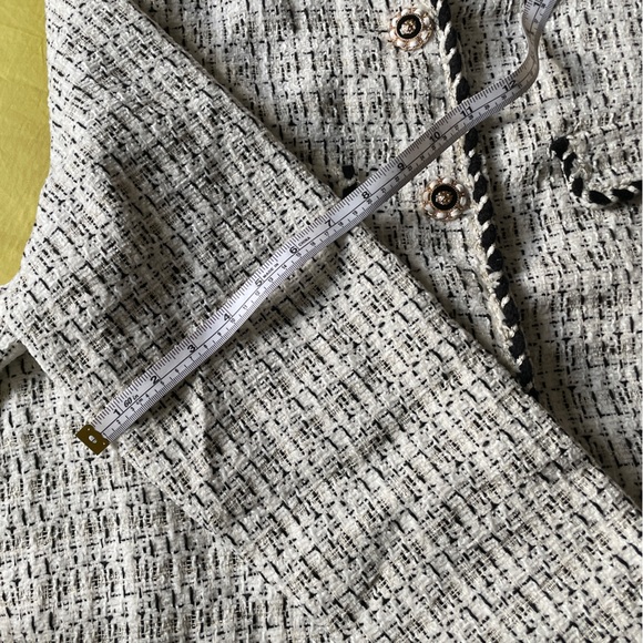 Lux Chanel Style Jacket - Picture 15 of 17